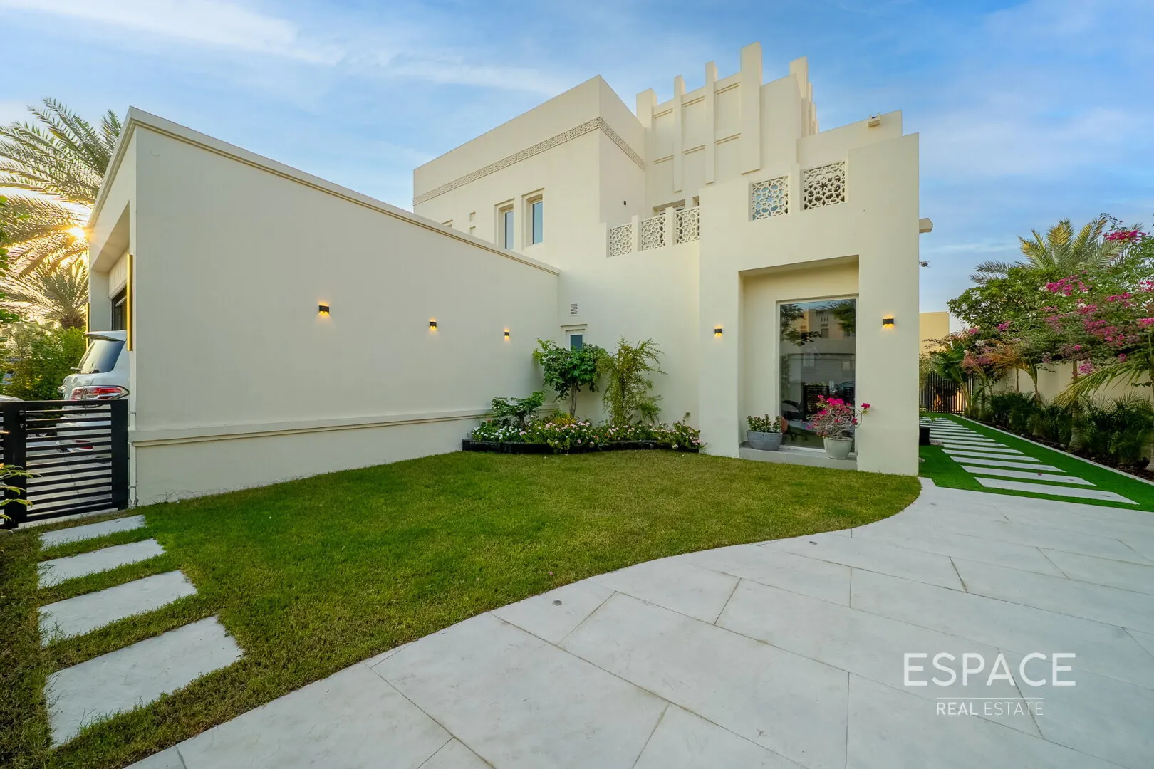 PropertiesGalleryCamera