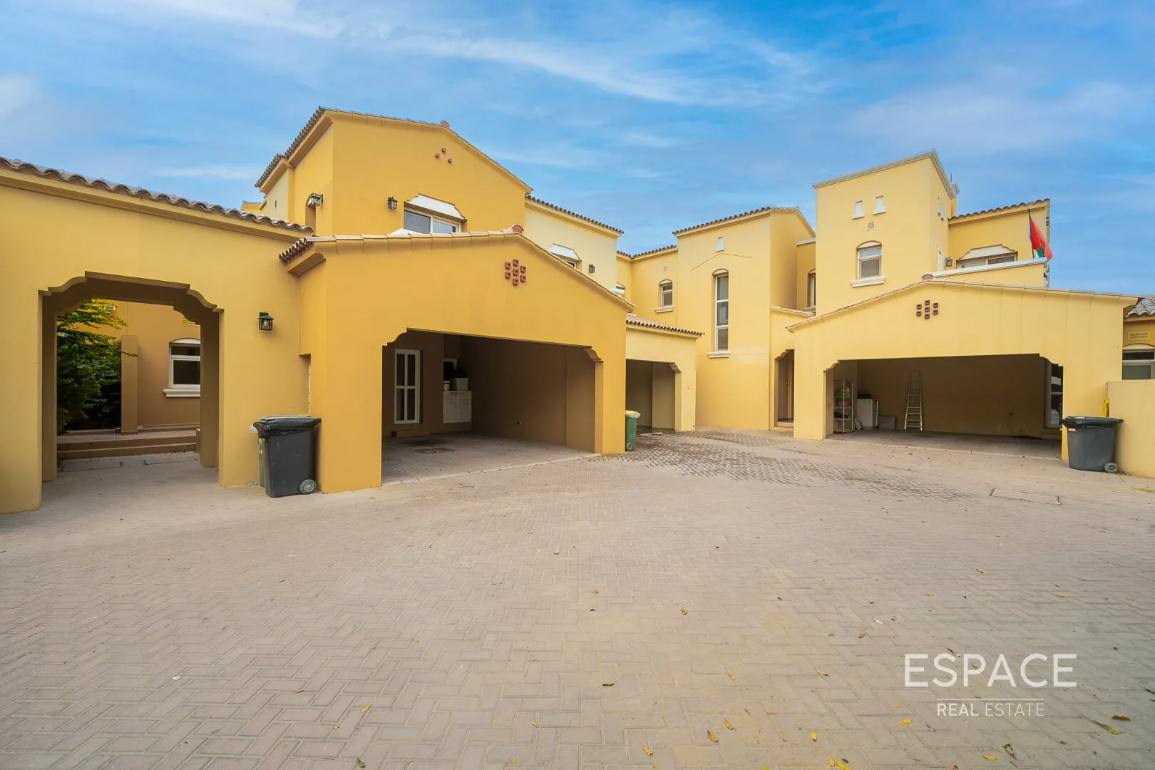 PropertiesGalleryCamera