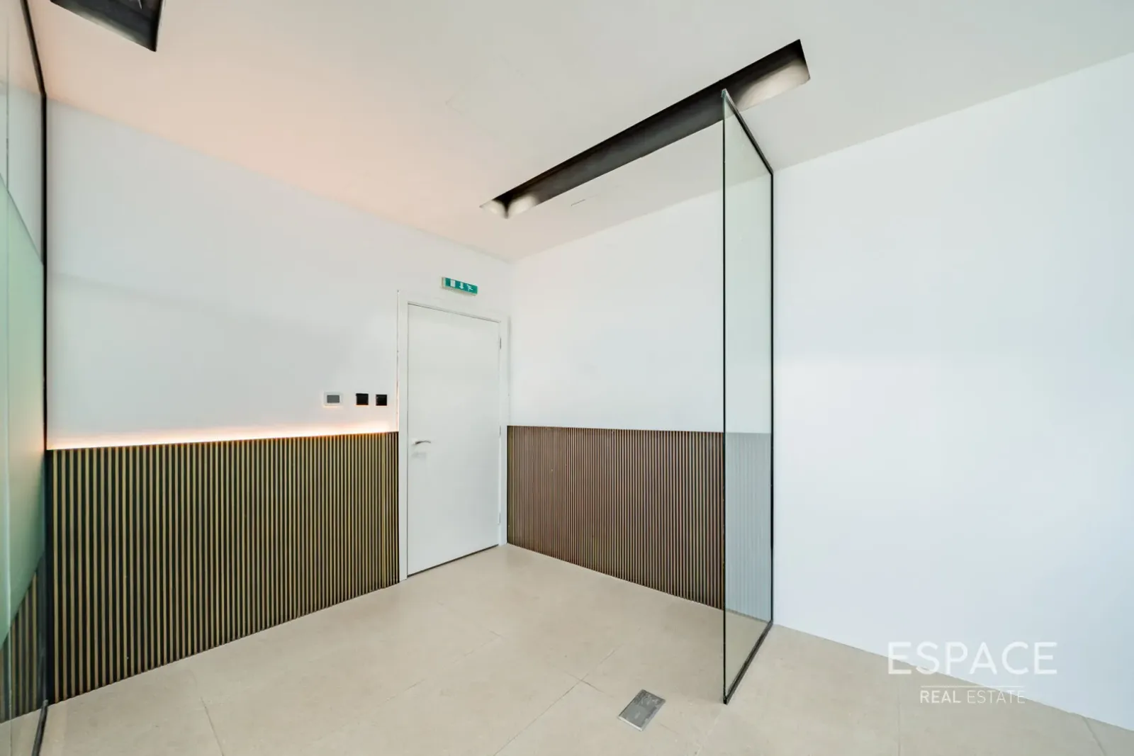 PropertiesGalleryCamera