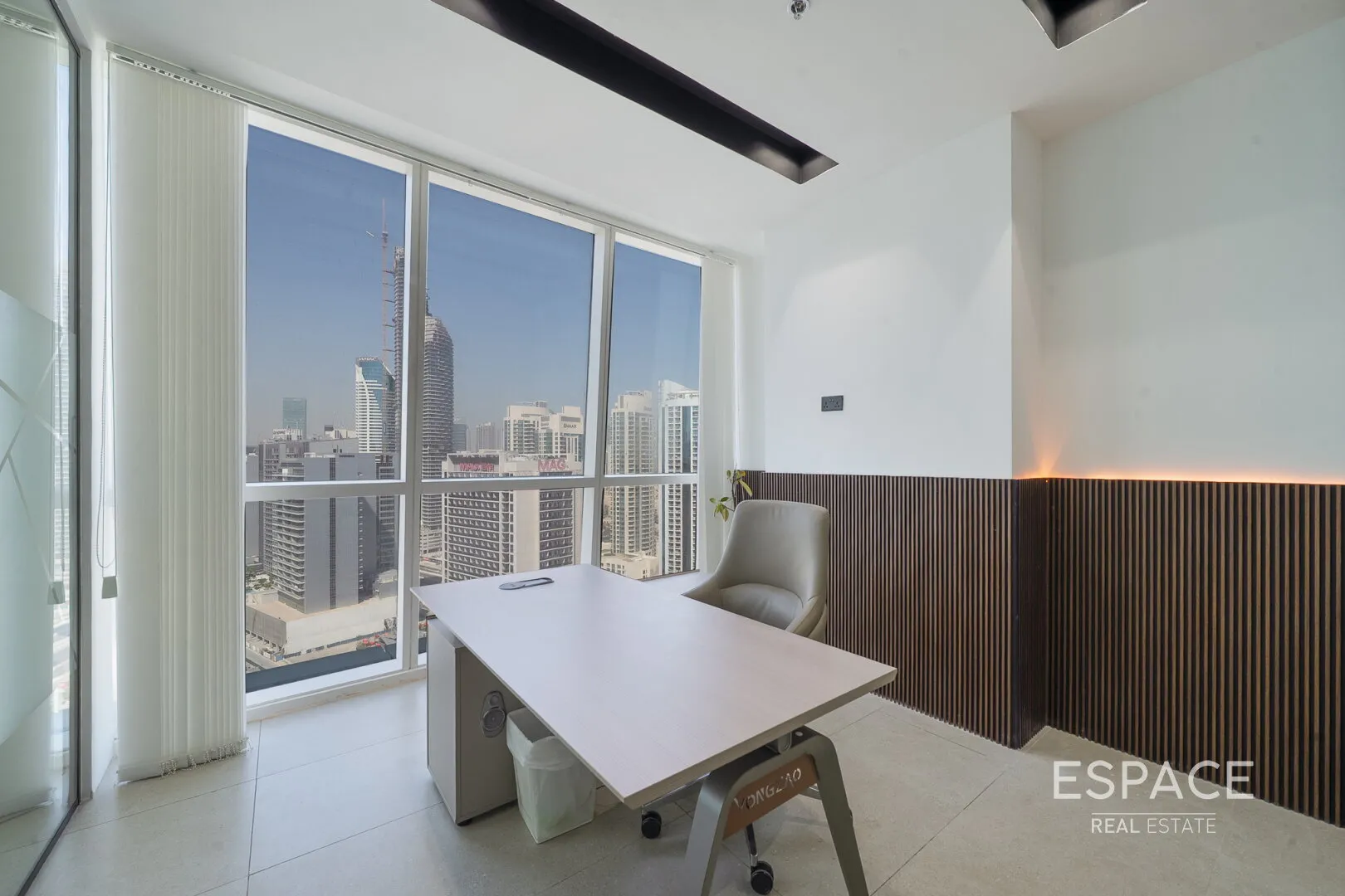 PropertiesGalleryCamera