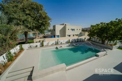 Meadows 5, Meadows, Dubai - Espace
