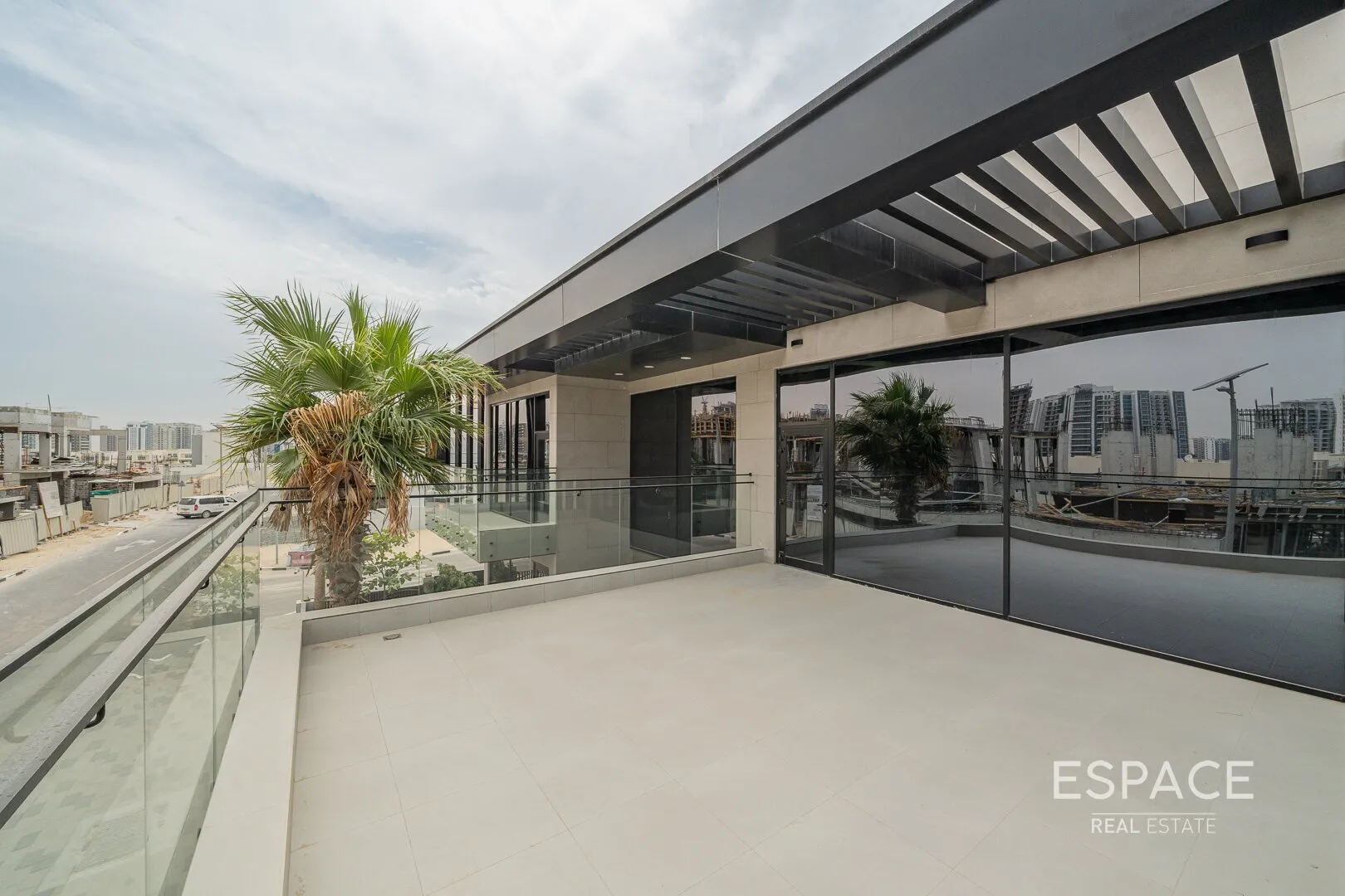 PropertiesGalleryCamera