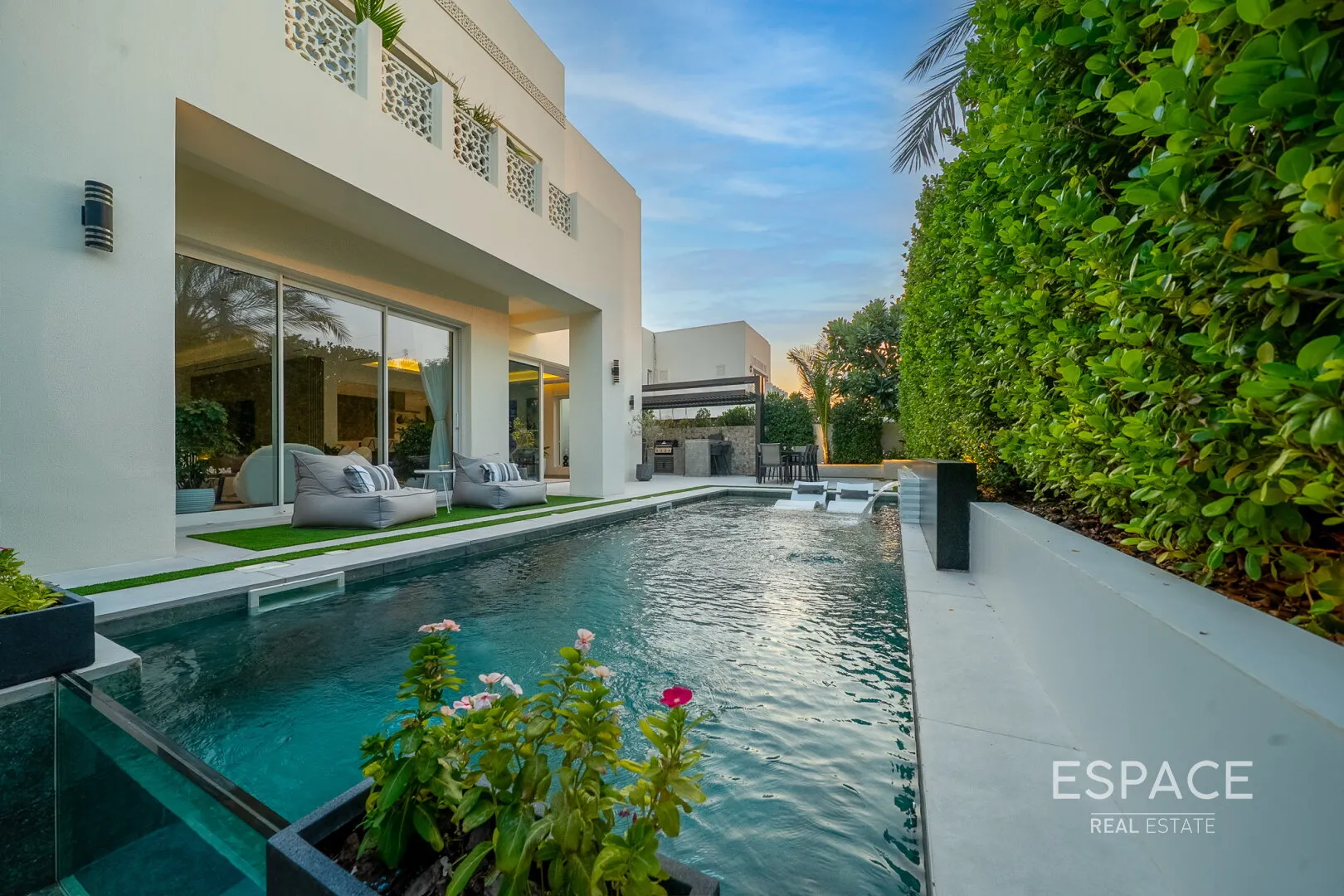 single static gallery