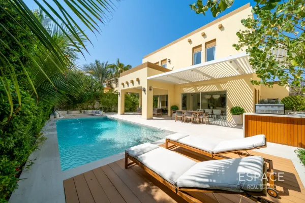 Heritage, Jumeirah Park, Dubai - Espace