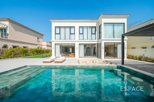 Jumeirah Village Triangle, Jumeirah Village Triangle, Dubai - Espace