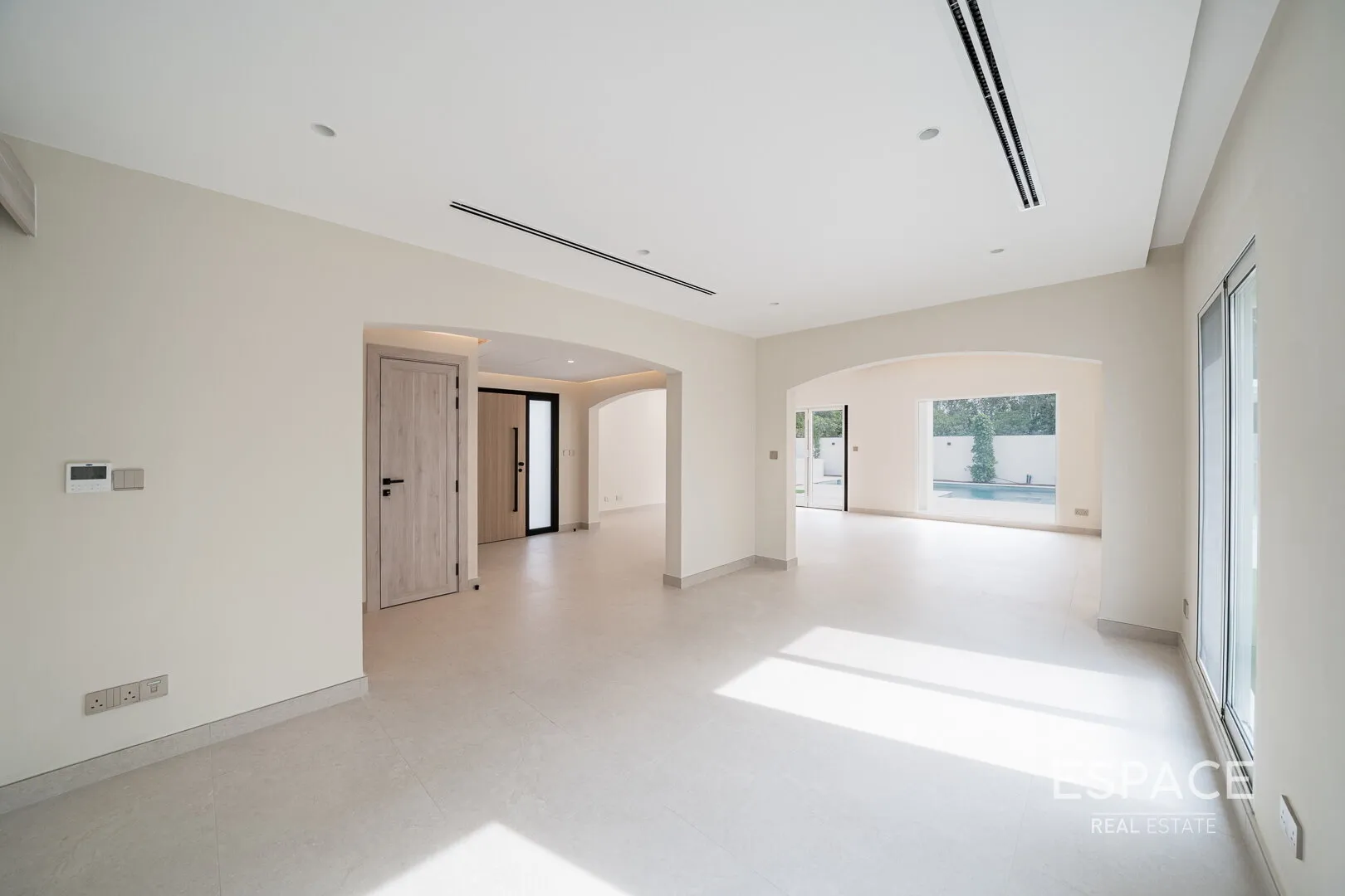 single static gallery