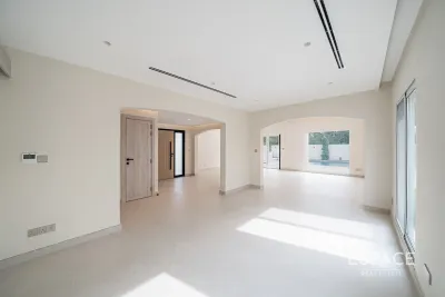Meadows 9, Meadows, Dubai - Espace