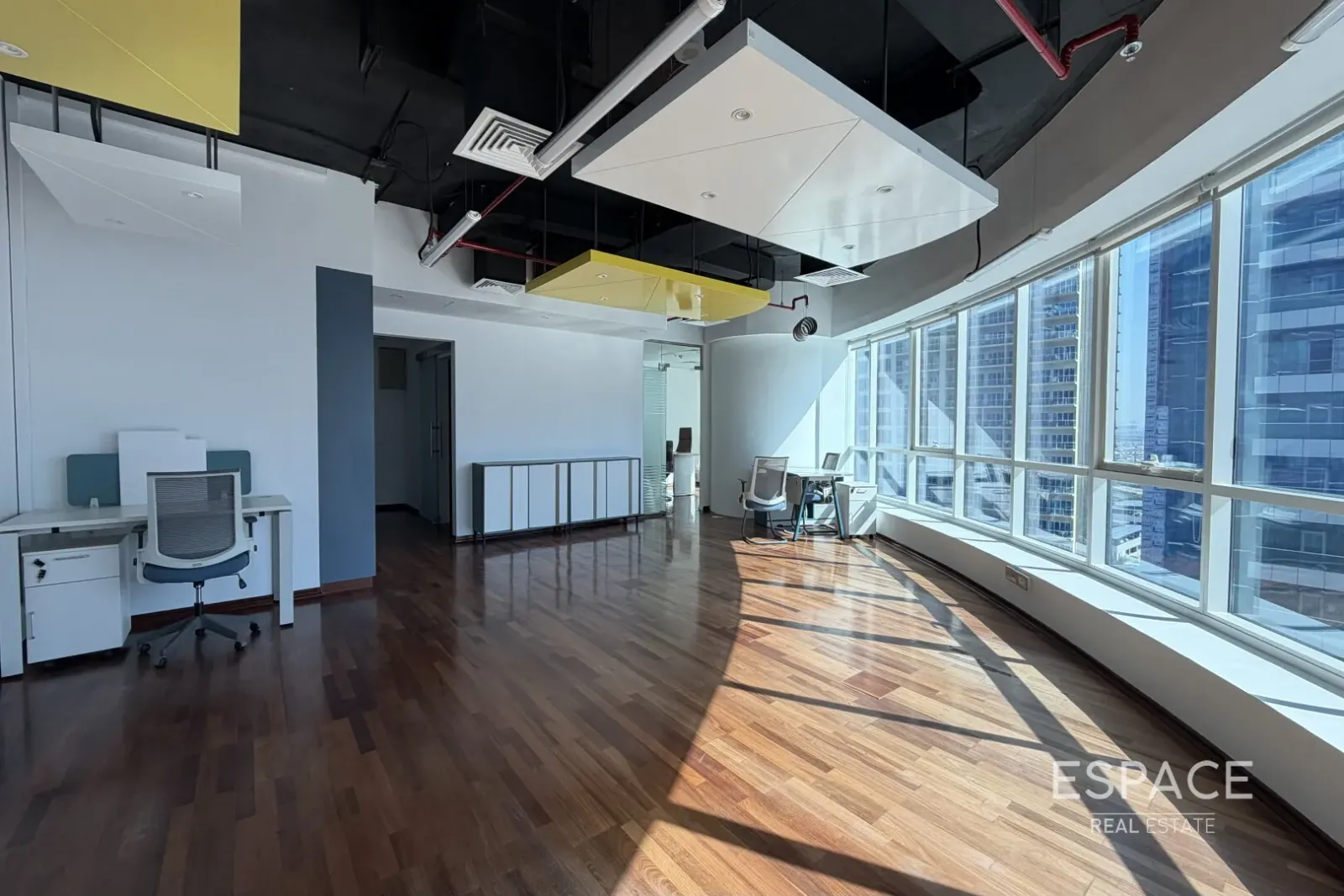 PropertiesGalleryCamera