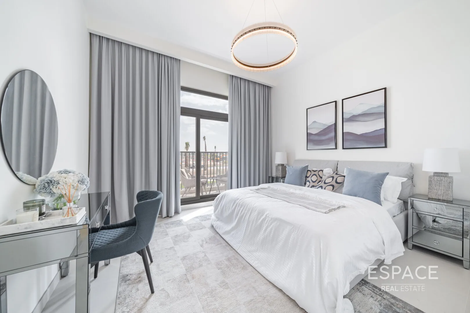 single static gallery