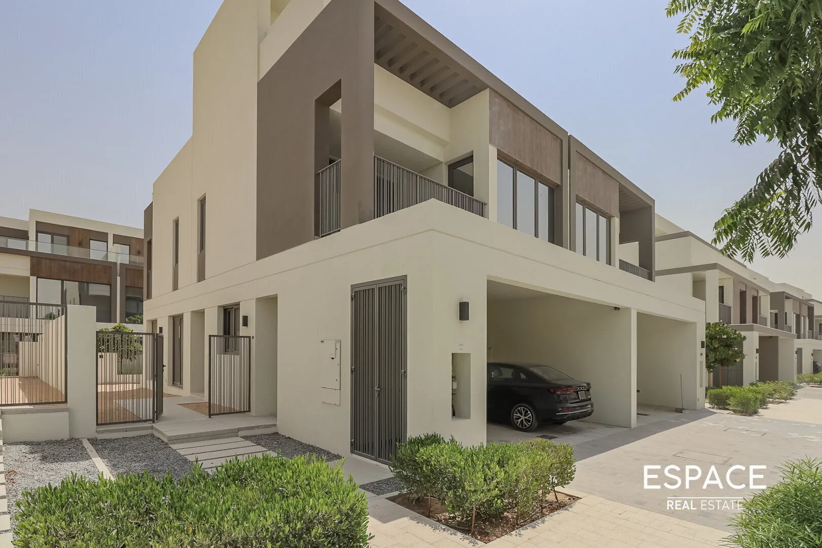 single static gallery