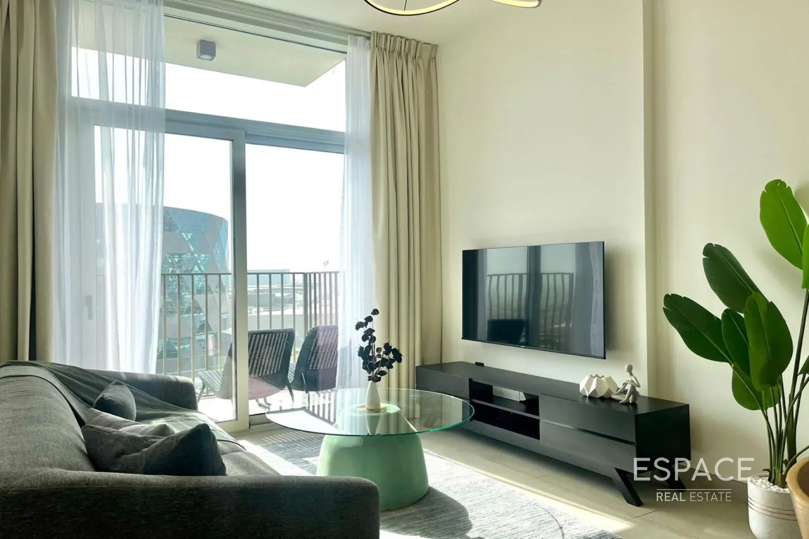 single static gallery