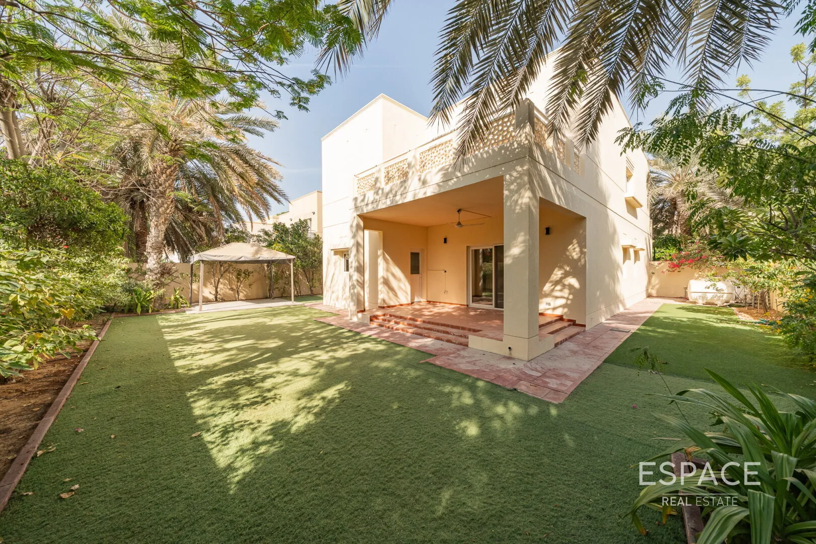 single static gallery