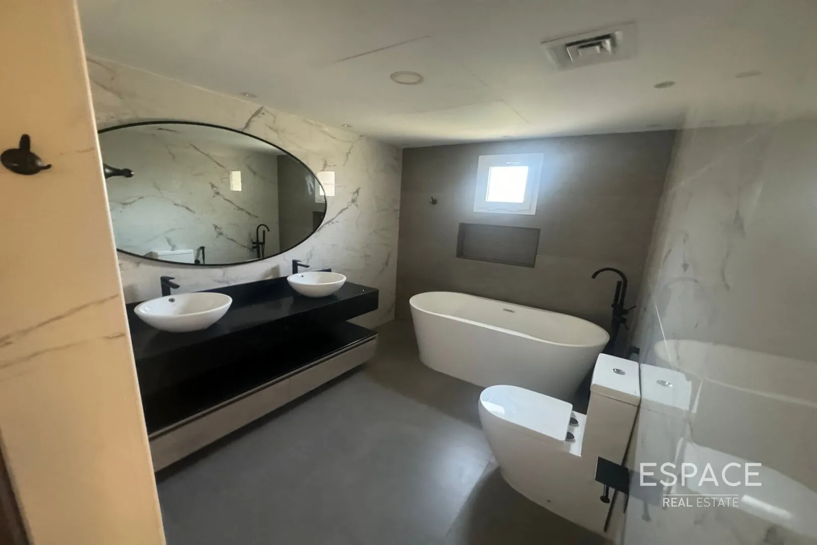 single static gallery