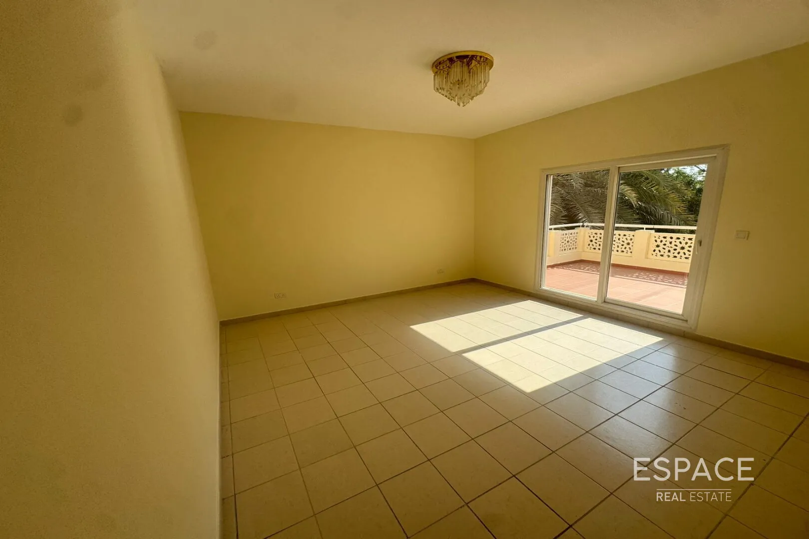 single static gallery