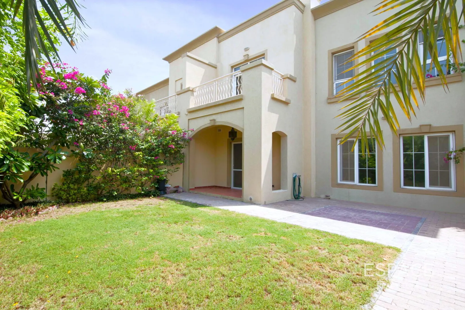 single static gallery