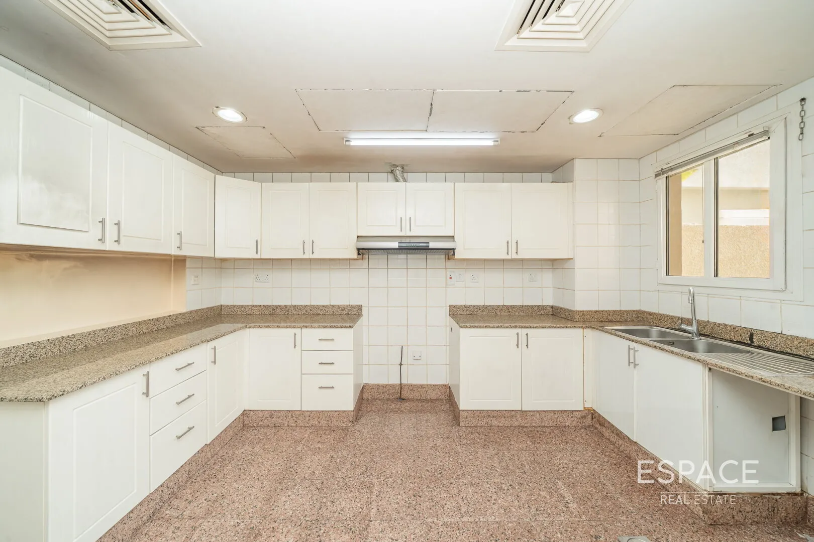 single static gallery