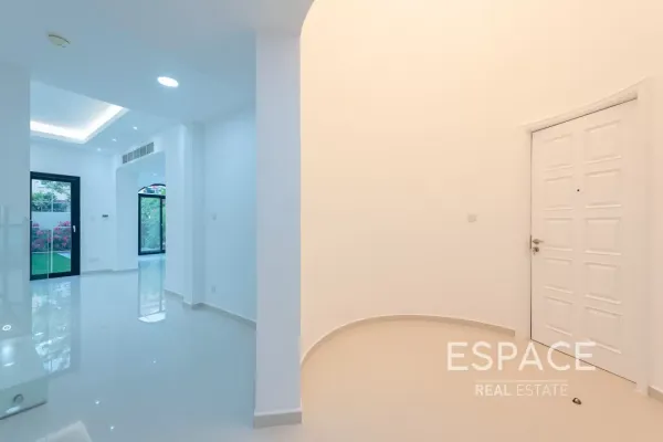 single static gallery
