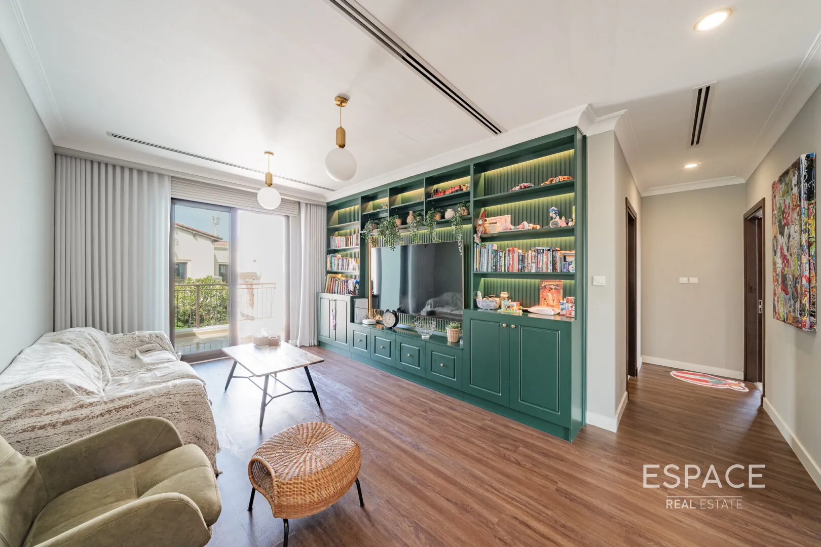 PropertiesGalleryCamera