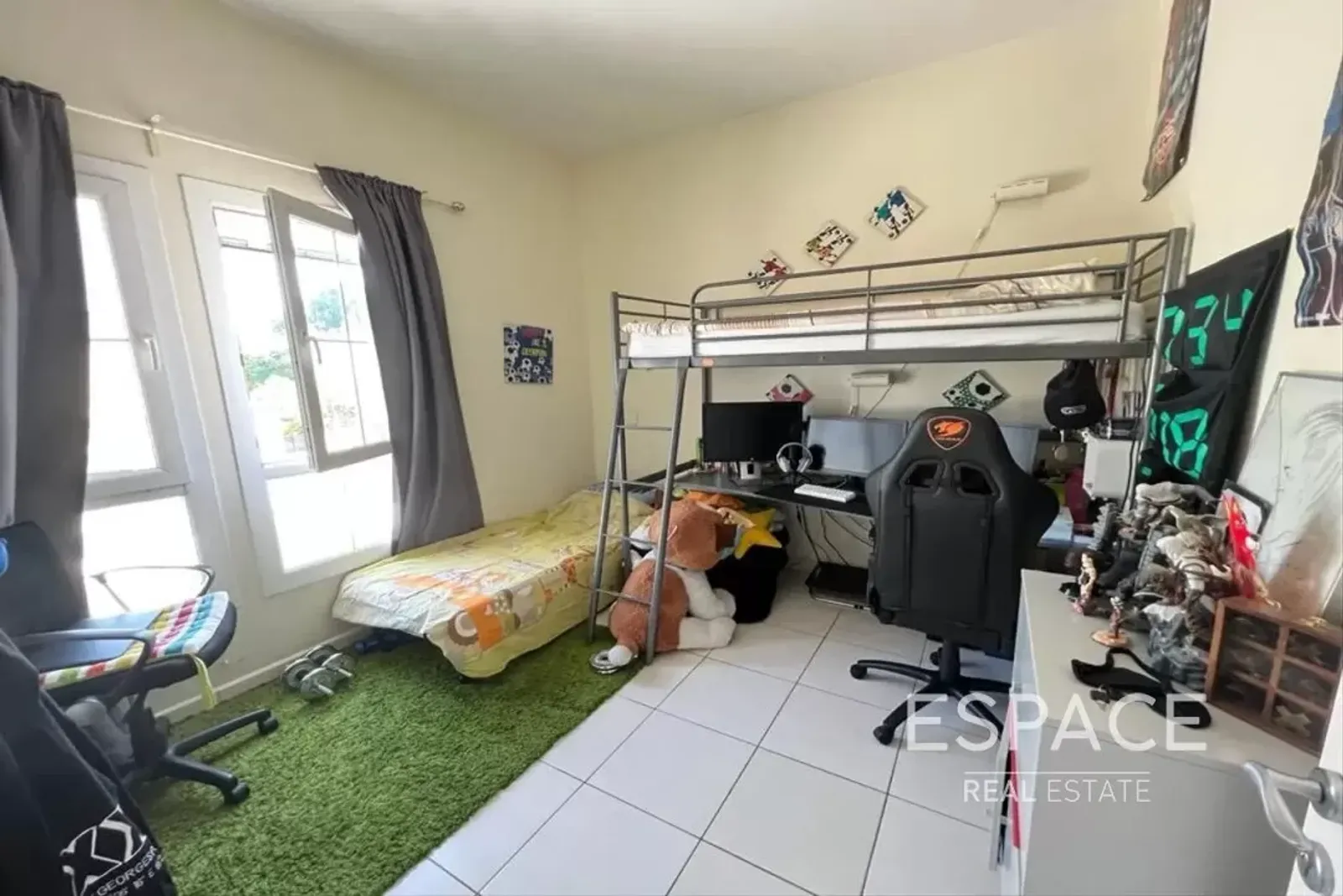PropertiesGalleryCamera