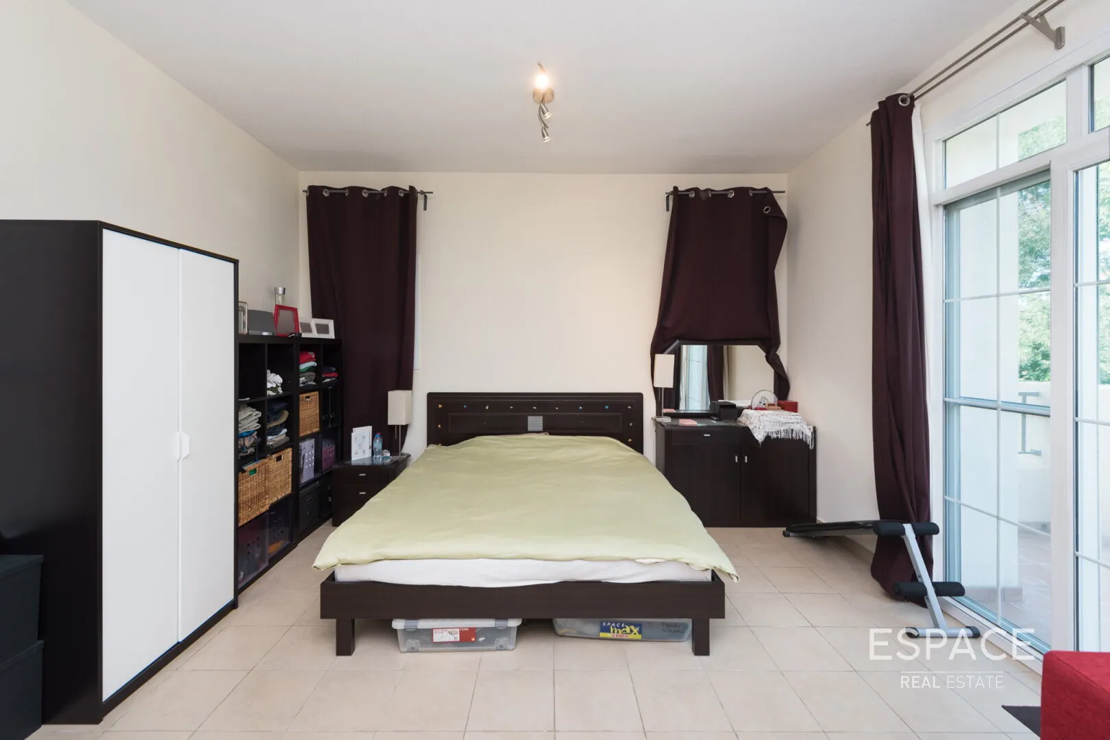 PropertiesGalleryCamera