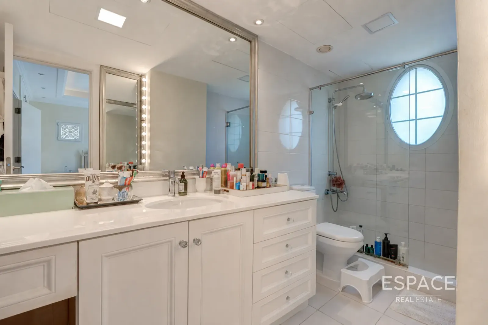 PropertiesGalleryCamera