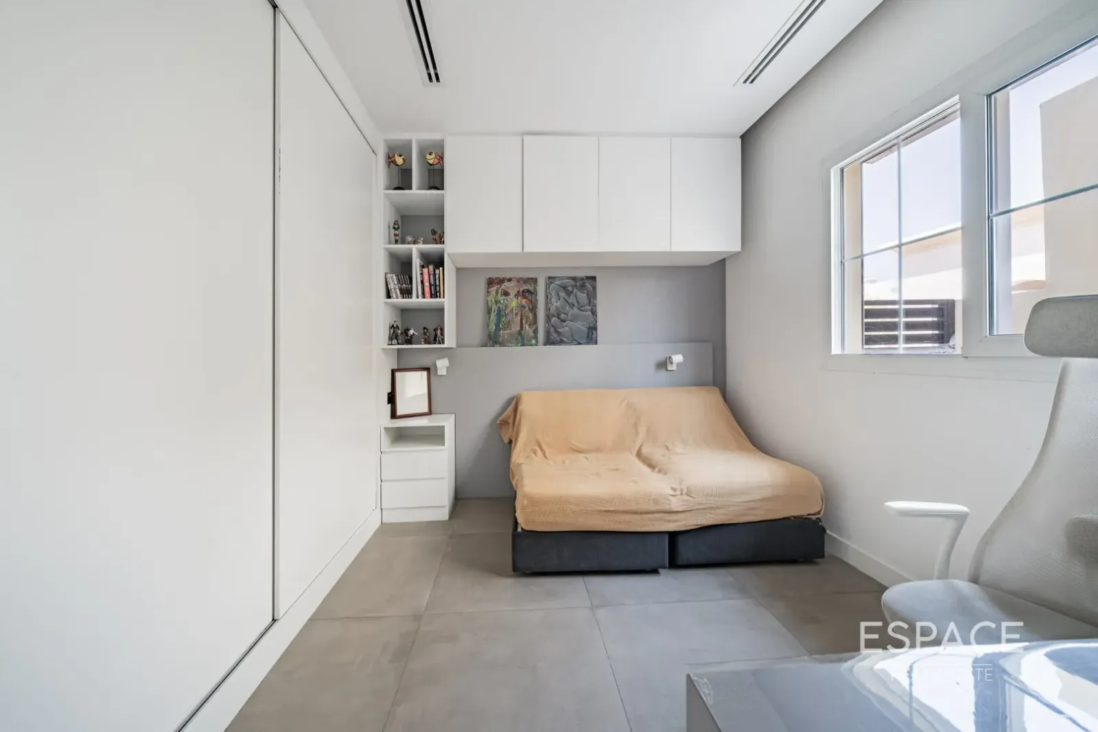 PropertiesGalleryCamera