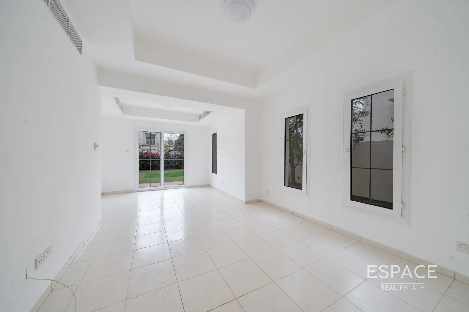 single static gallery