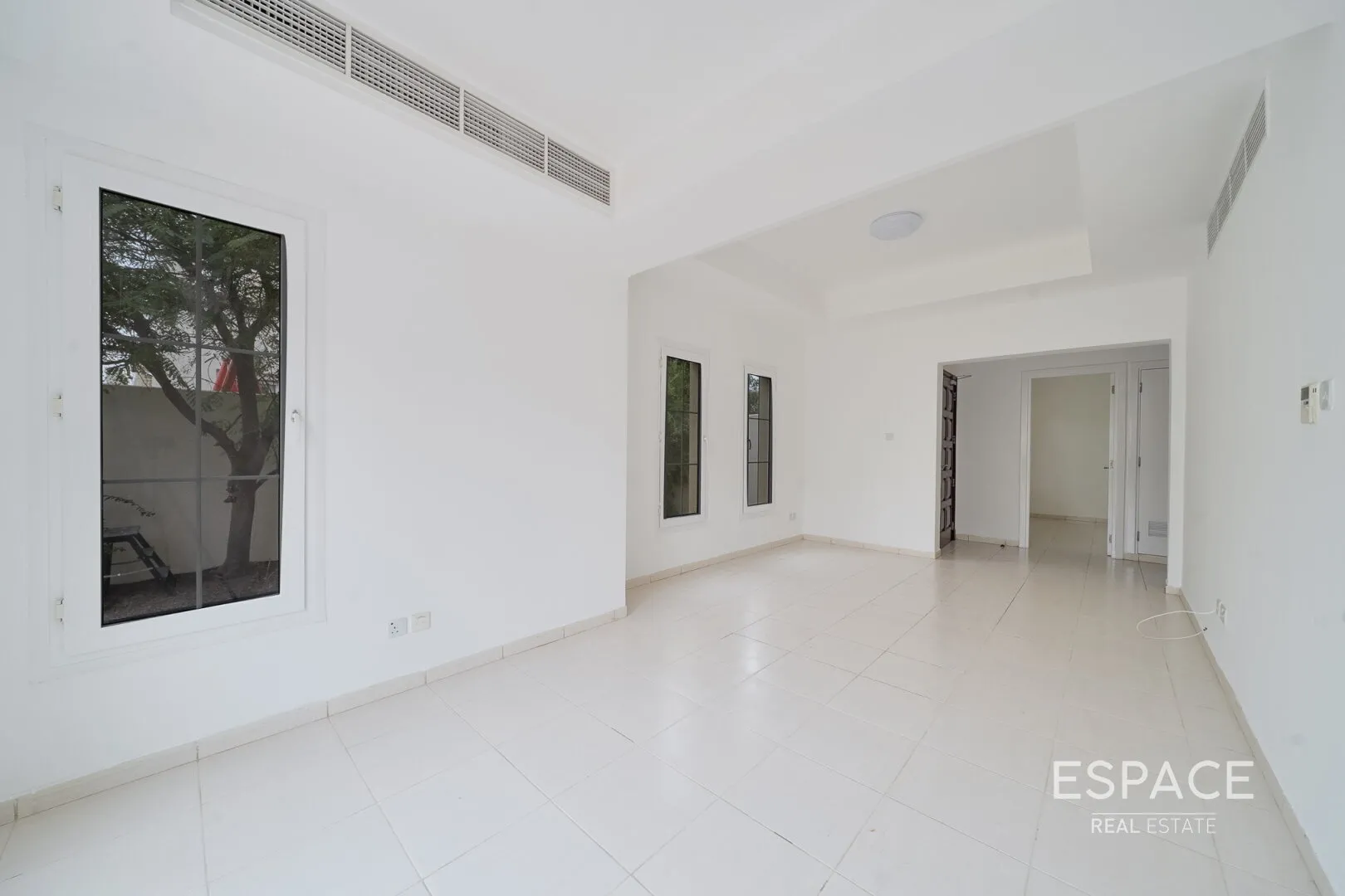 single static gallery