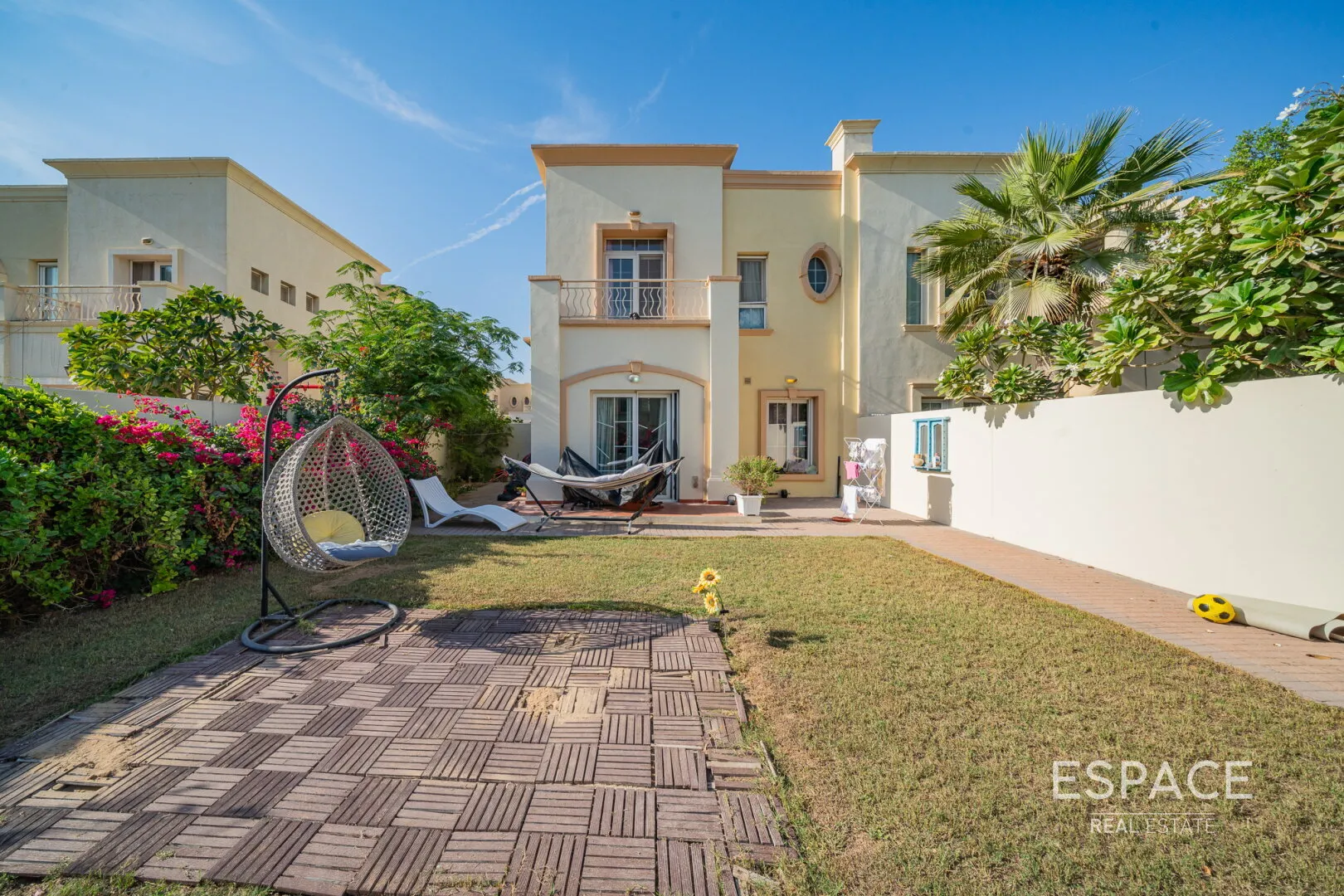 single static gallery