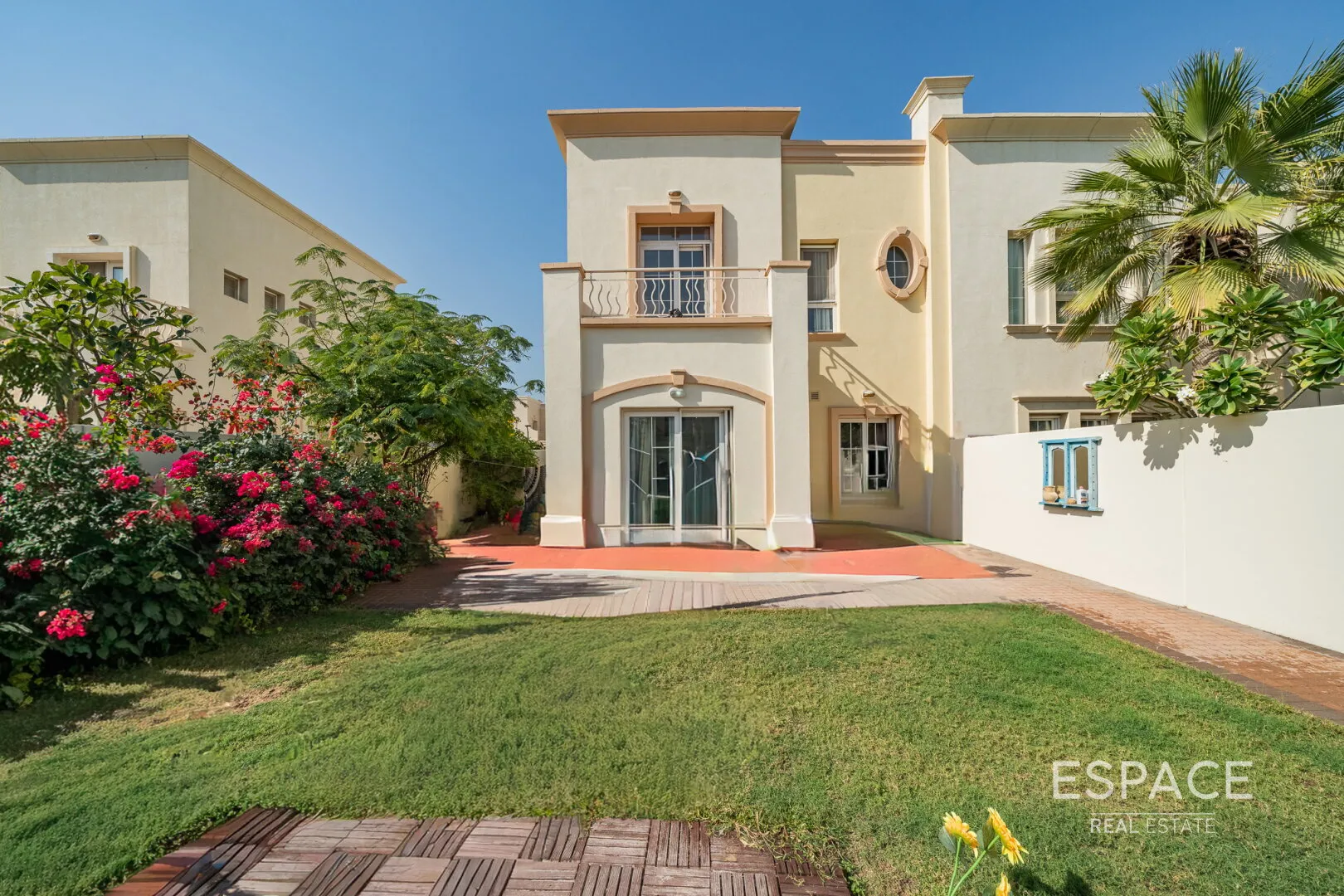 single static gallery