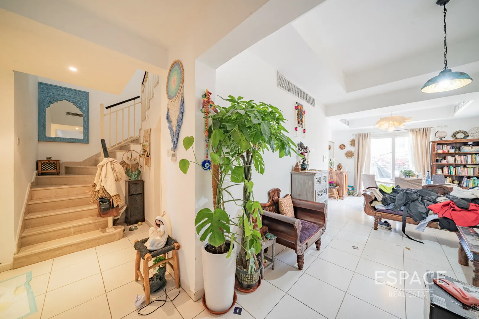 single static gallery