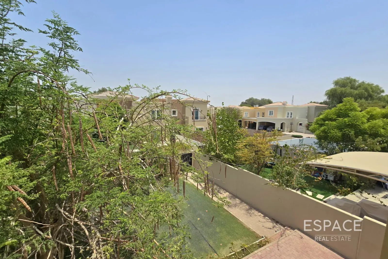 PropertiesGalleryCamera