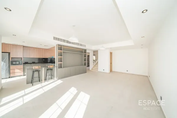 Springs 11, Springs, Dubai - Espace
