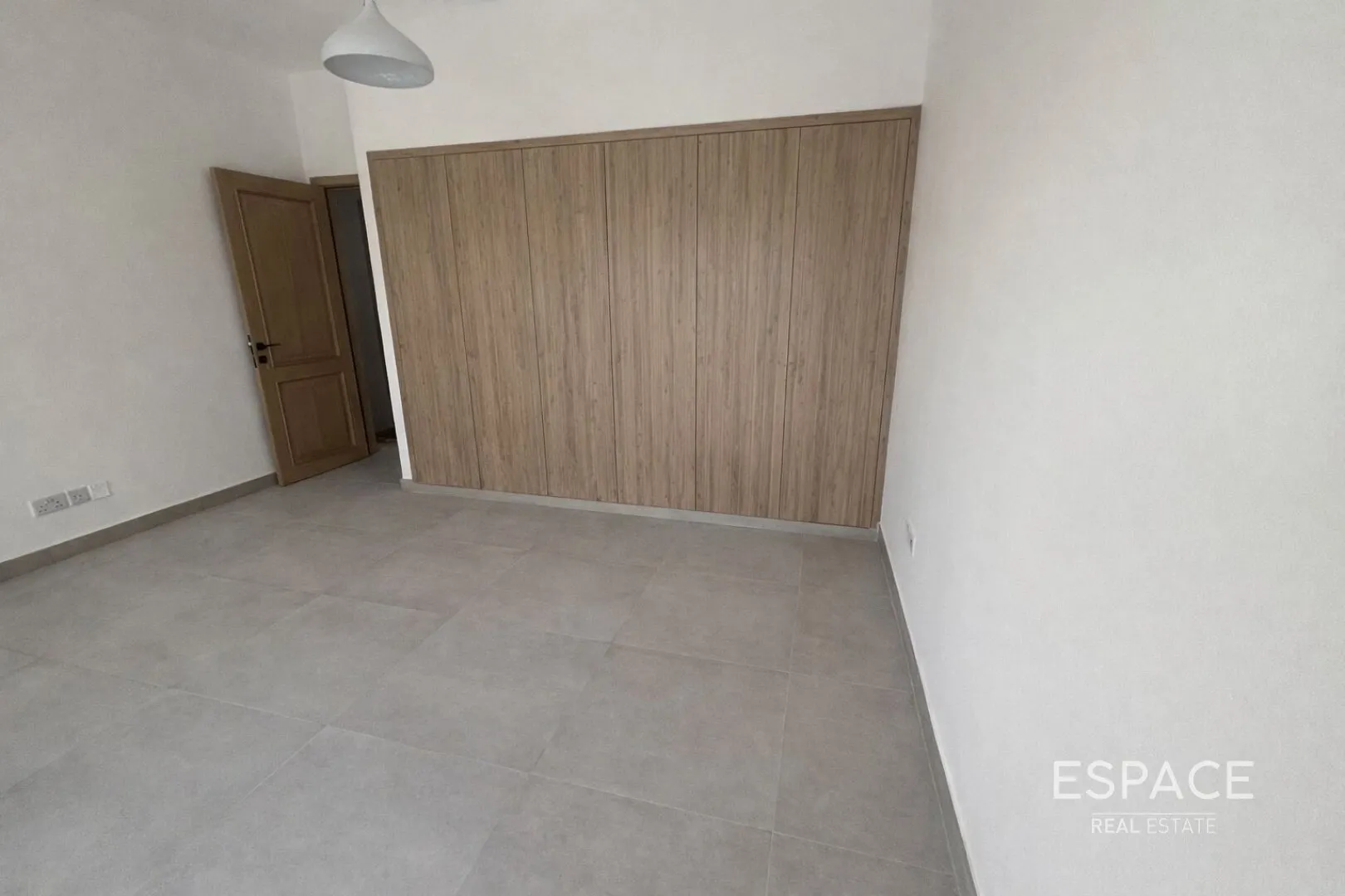 single static gallery