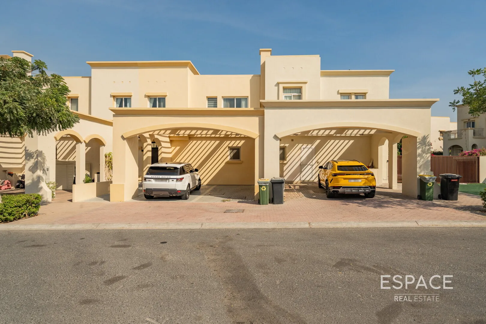 PropertiesGalleryCamera