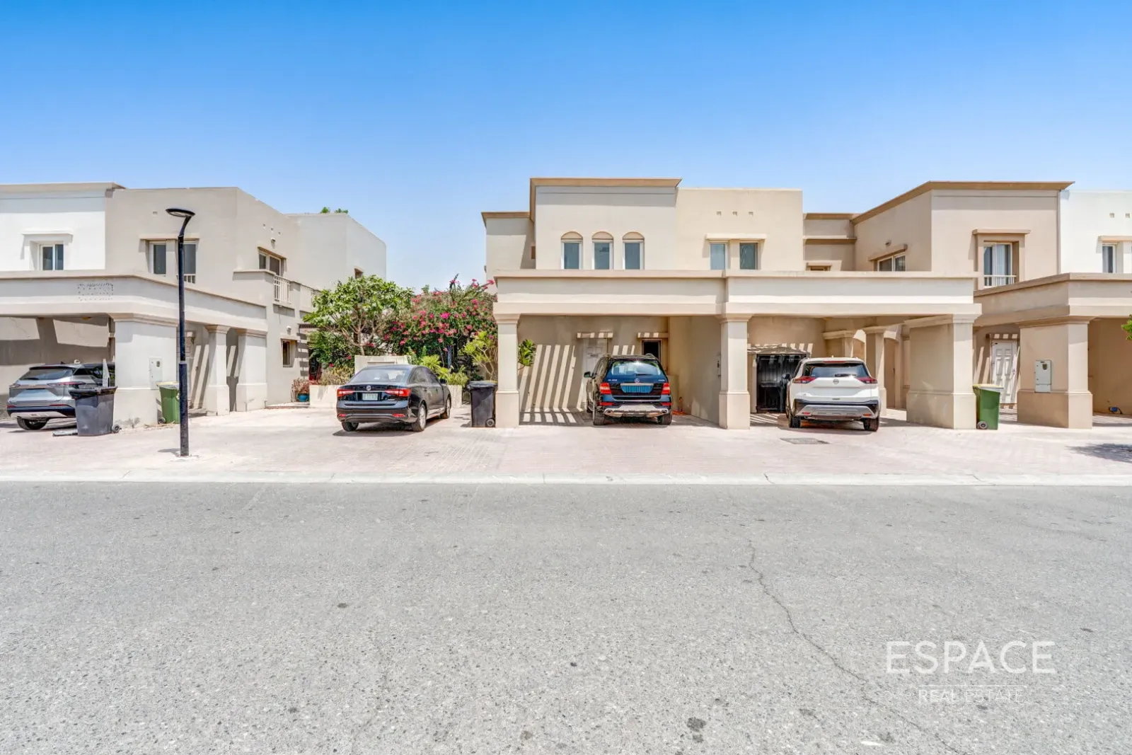 PropertiesGalleryCamera
