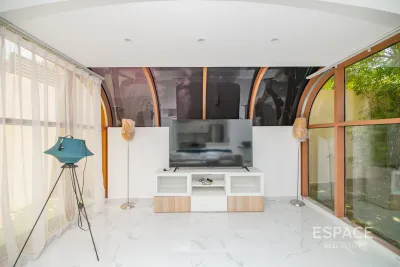 Springs 5, Springs, Dubai - Espace