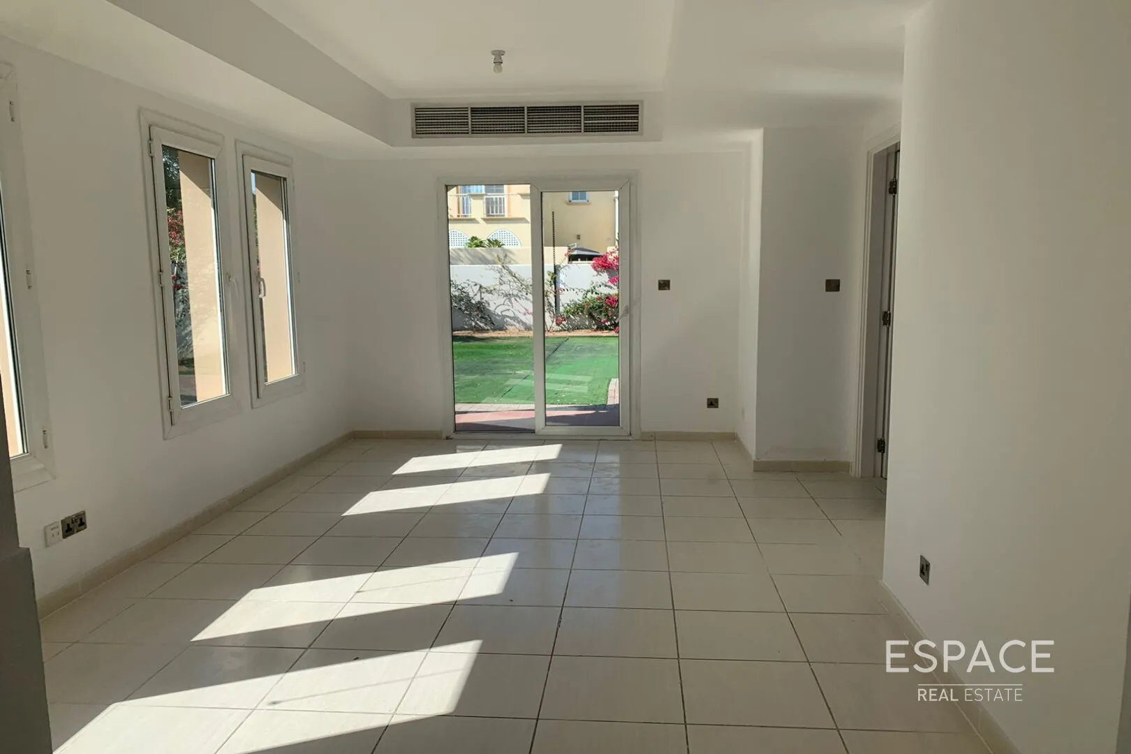 single static gallery