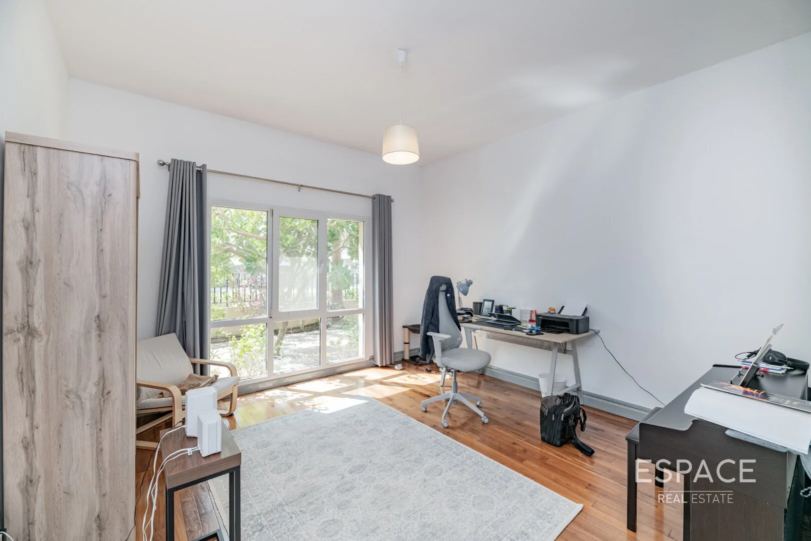 PropertiesGalleryCamera