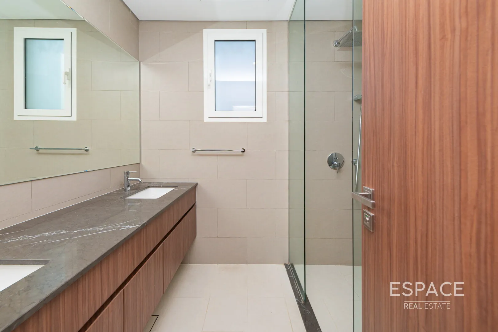 single static gallery