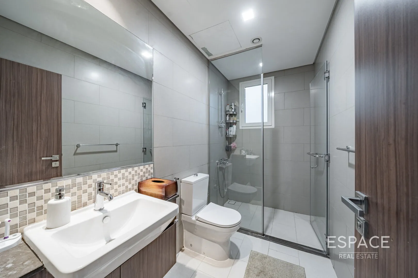 single static gallery