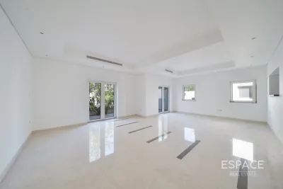 Quortaj, Al Furjan, Dubai - Espace