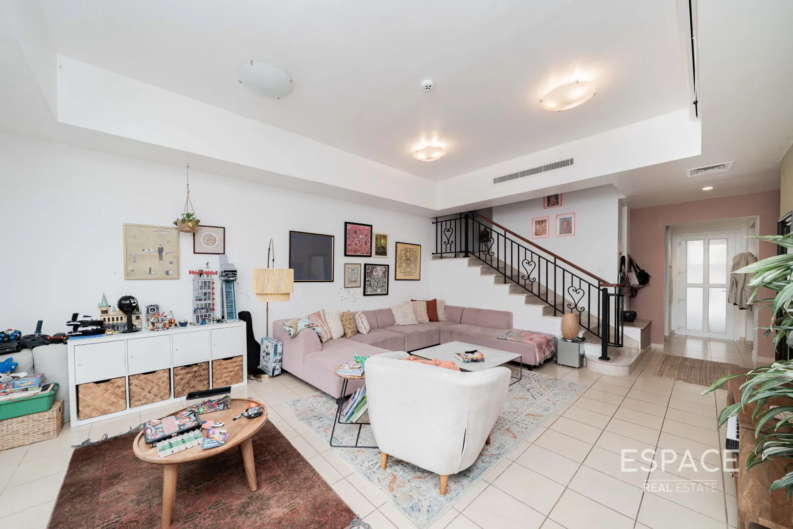 single static gallery