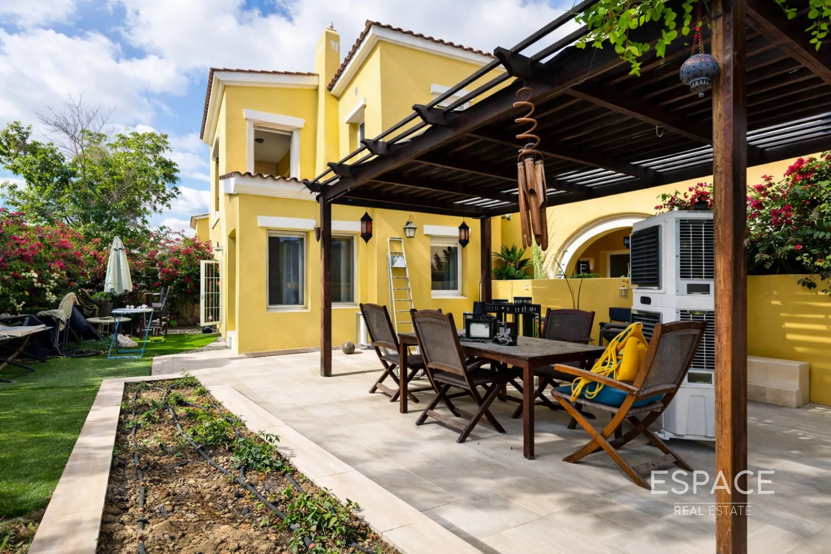 single static gallery