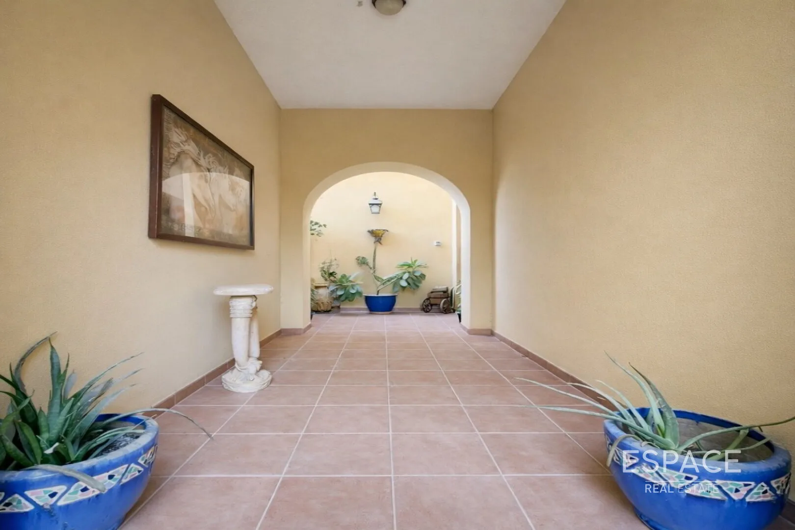 single static gallery