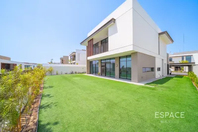 Tilal Al Furjan - Phase 2, Al Furjan, Dubai - Espace