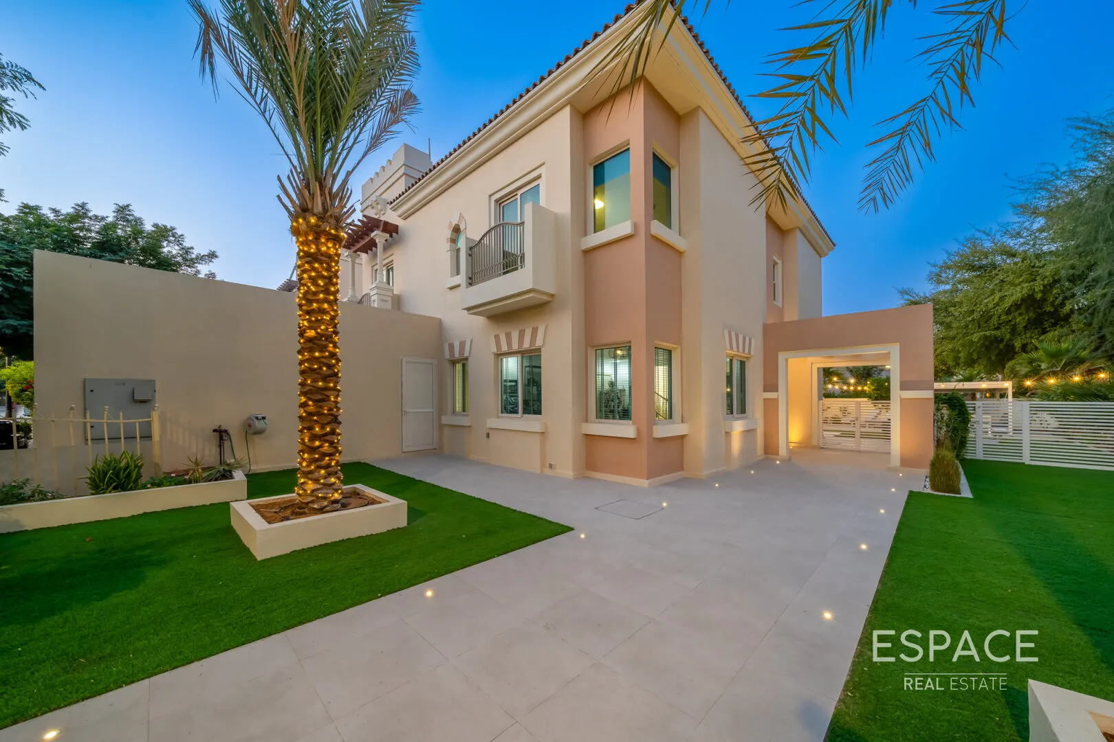 PropertiesGalleryCamera