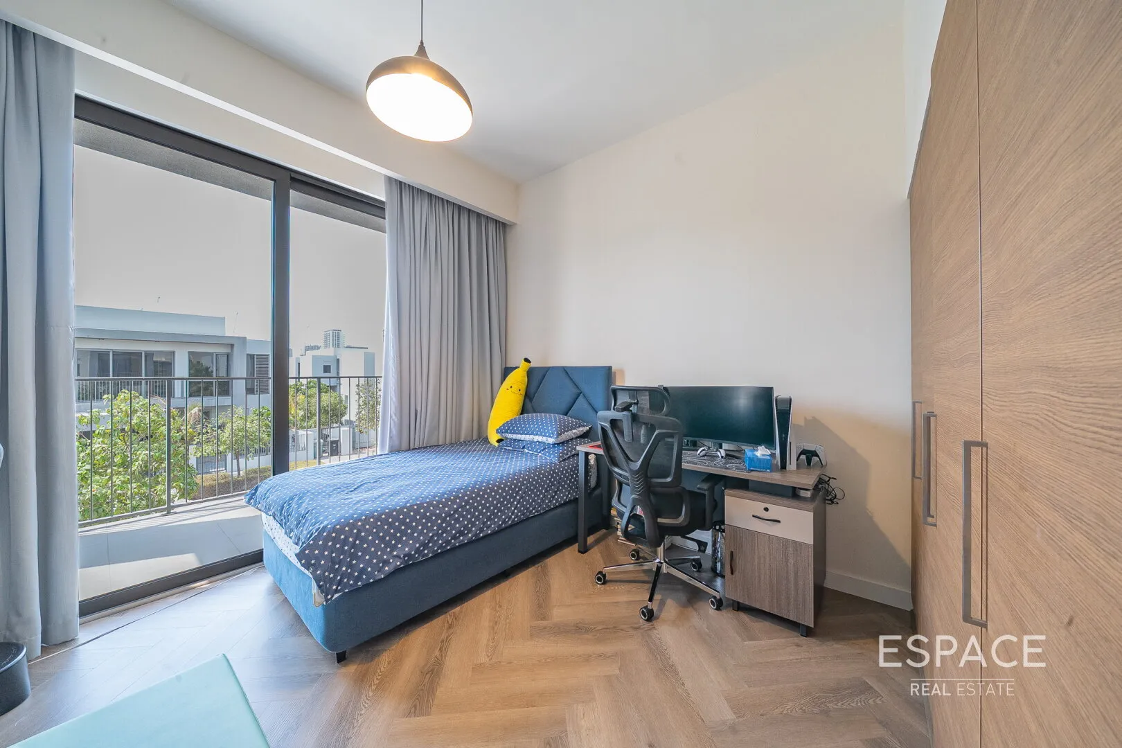 PropertiesGalleryCamera