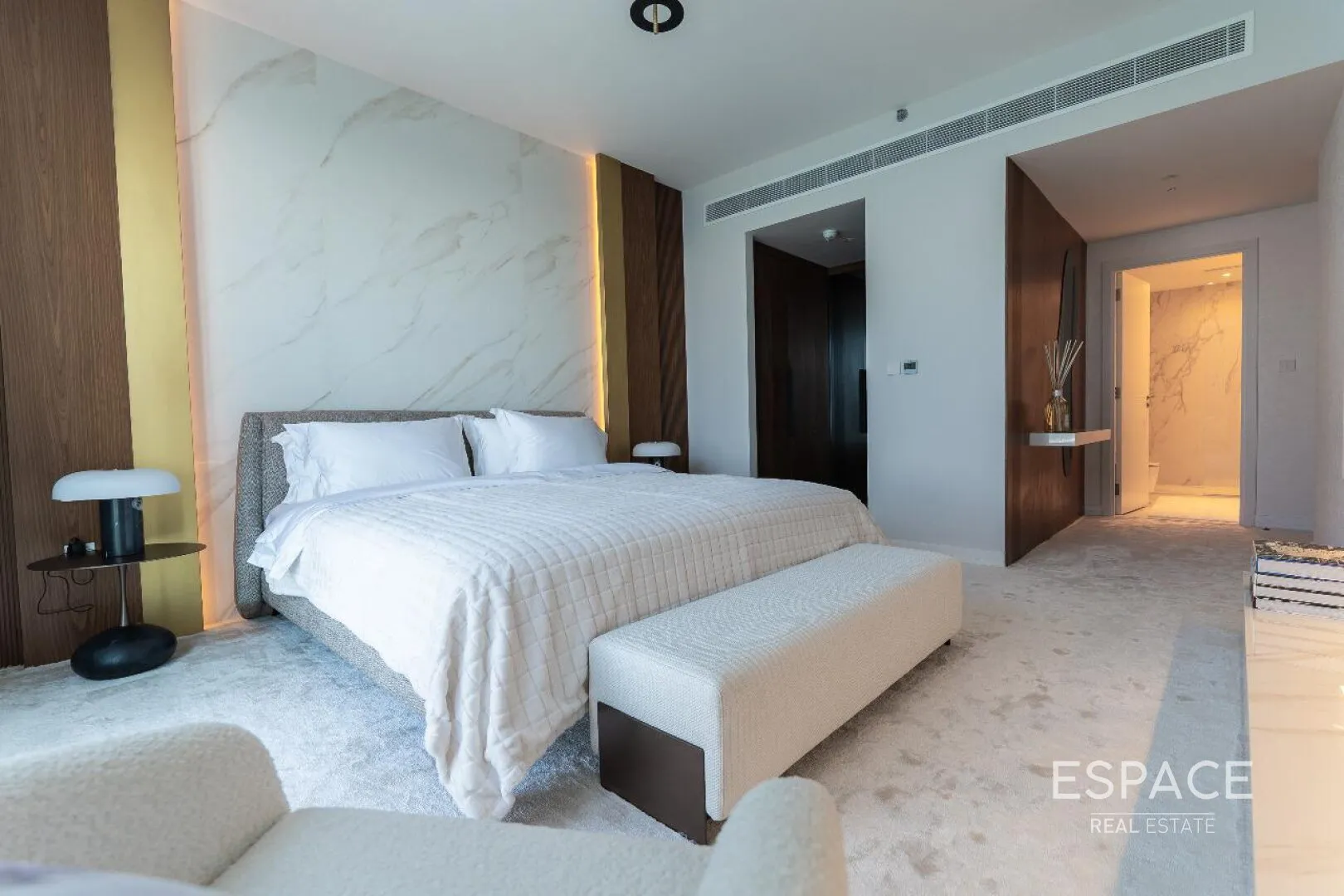 single static gallery