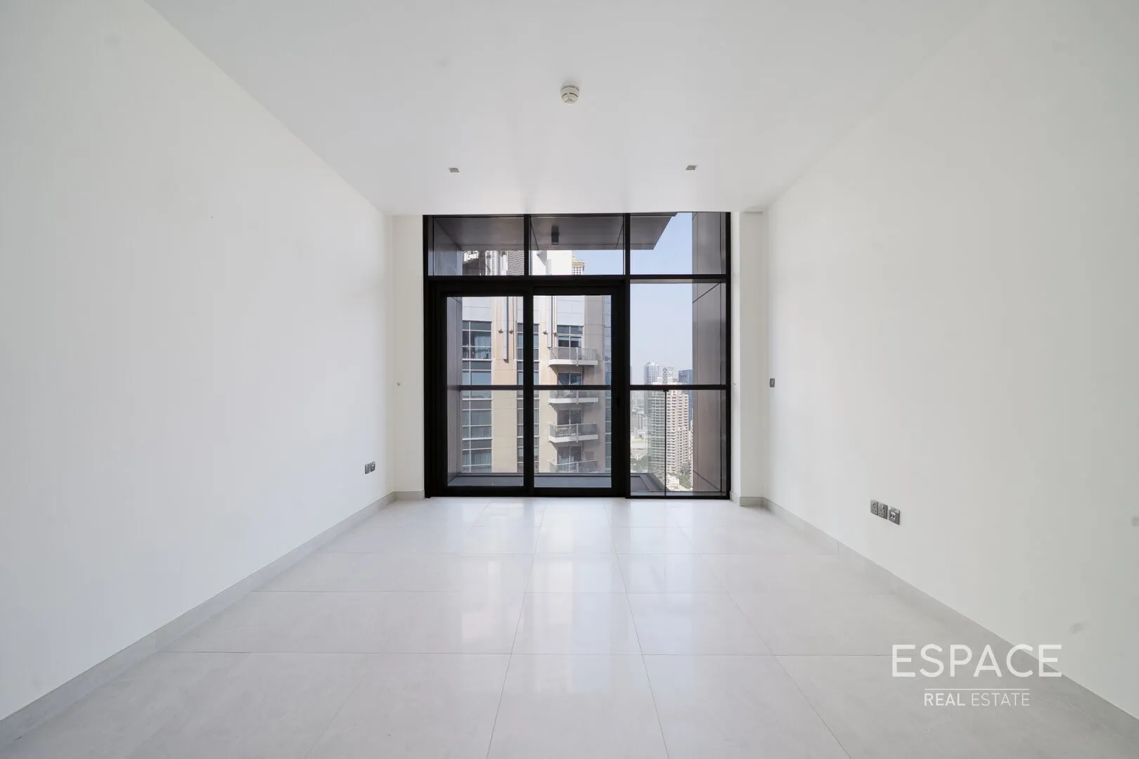 single static gallery